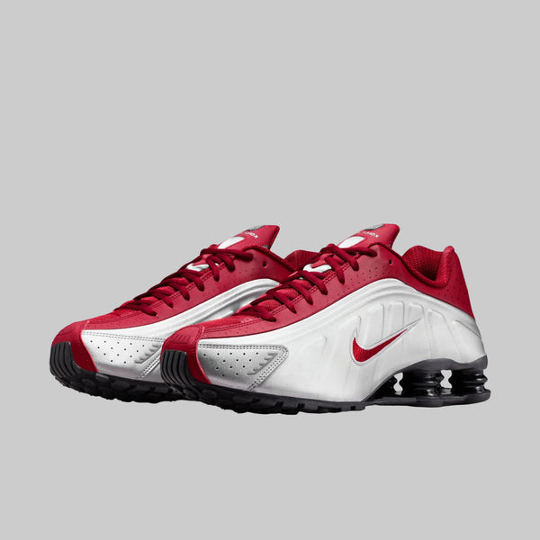 Nike Shox R4, Metallic Silver/team Crimson-black