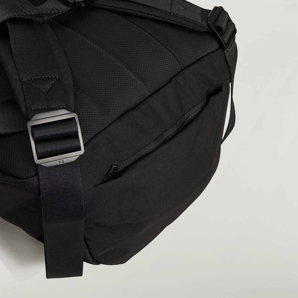 Y-3 STAPLE BACKPACK, BLACK