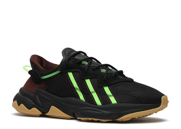 ADIDAS Pusha T X Ozweego, "King Push"