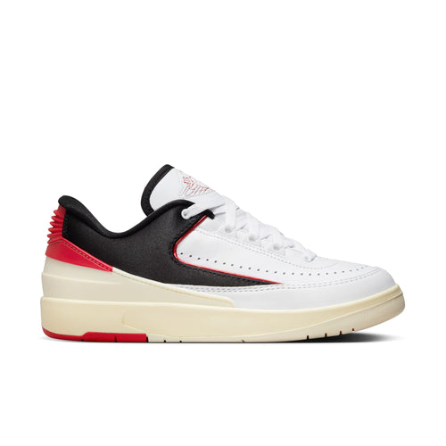 WMNS AIR JORDAN 2 RETRO LOW, WHITE/UNIVERSITY RED-BLACK-COCONUT MILK