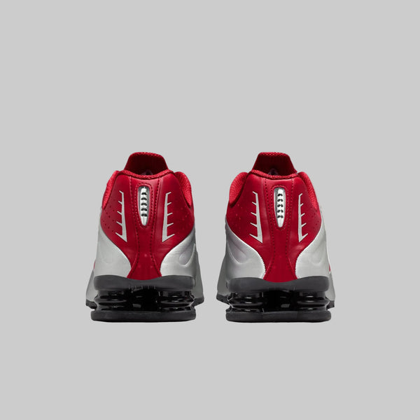Nike Shox R4, Metallic Silver/team Crimson-black
