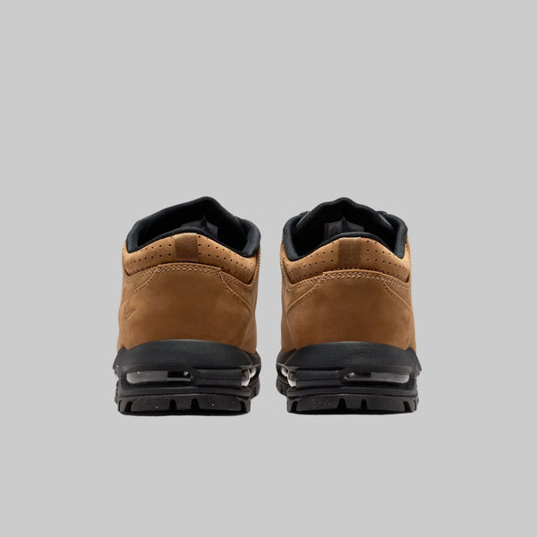 Nike Air Max Goadome Low SP, Taupe/university Red-black
