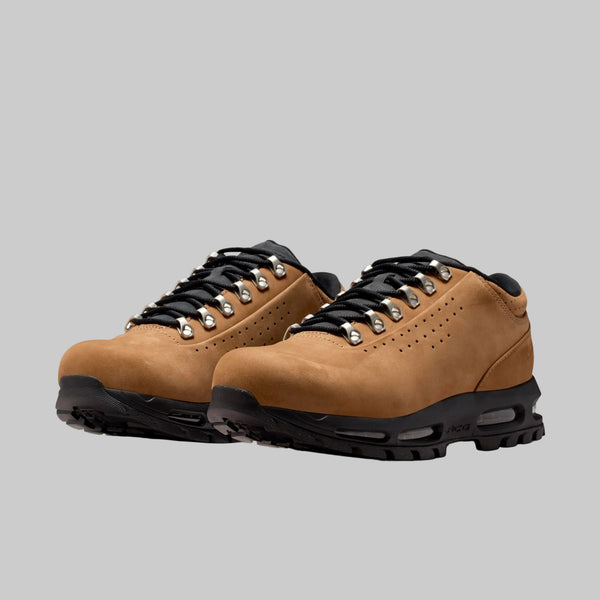 Nike Air Max Goadome Low SP, Taupe/university Red-black