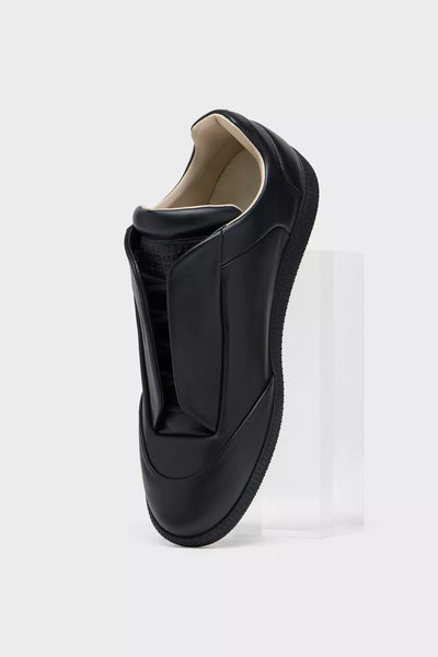 MAISON MARGIELA Future Low Sneaker, Black