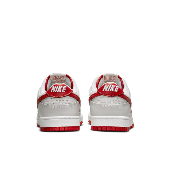 NIKE DUNK LOW, Vast Grey Varsity Red