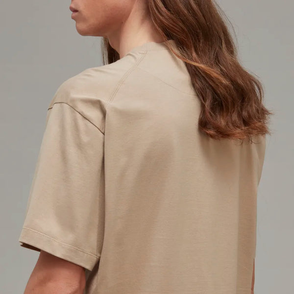 Y-3 CLASSIC LOGO TEE, KHAKI