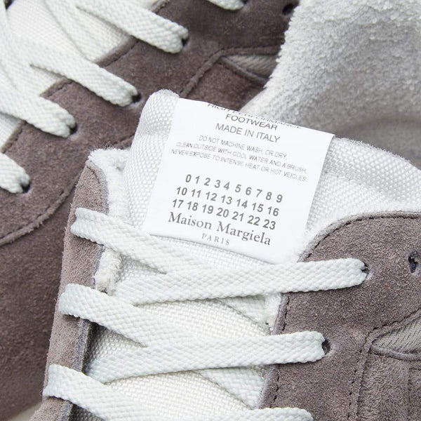 MAISON MARGIELA 22 Retro Runner Sneaker, Sand/ Grey-OZNICO