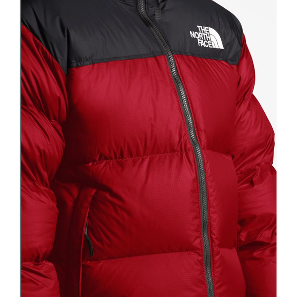 Nuptse deals 700 red